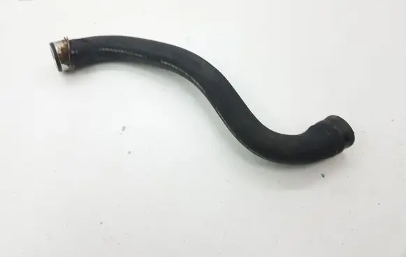 Mercedes-Benz C W204 Engine coolant pipe/hose A2045010582