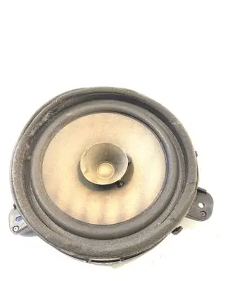 Front door high frequency speaker