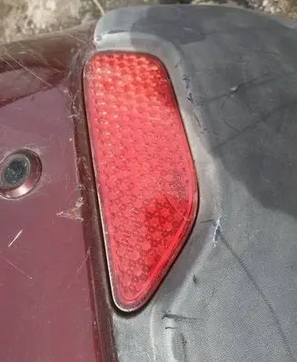 Chevrolet Captiva Rear tail light reflector 