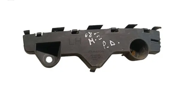 Front bumper mounting bracket