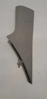 Chevrolet Camaro (C) pillar trim 92247816