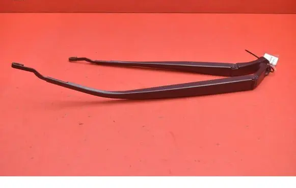 Toyota Auris E180 Front wiper blade arm 