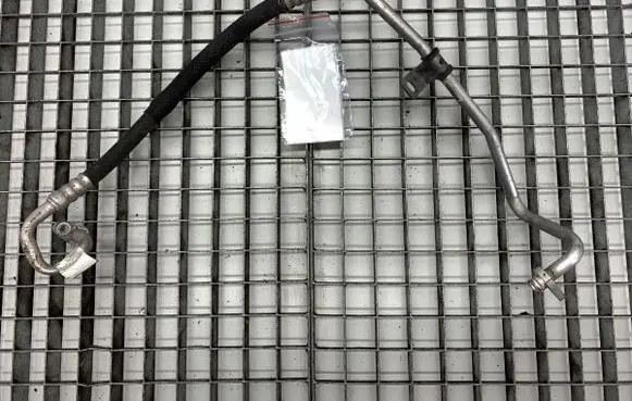 Peugeot 308 SW Air conditioning (A/C) pipe/hose