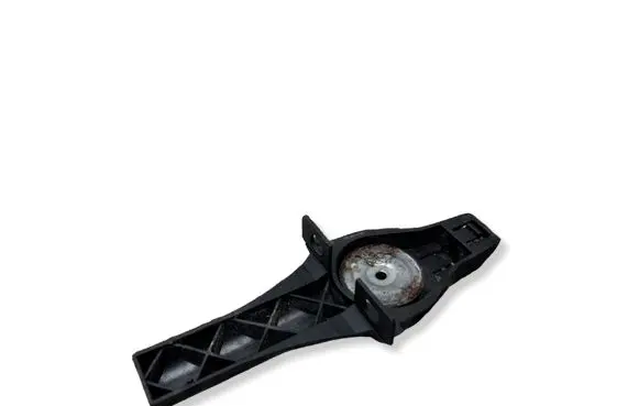Audi Q3 8U Radiator mount bracket 8K0805201A