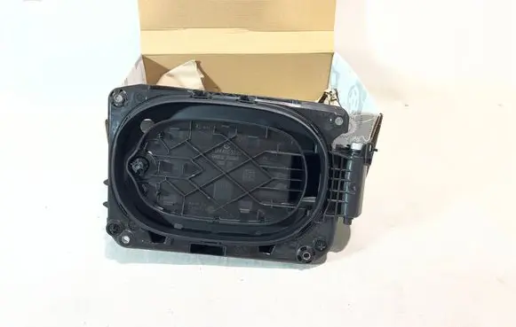 Mercedes-Benz CLA C174 C178 Fuel tank cap A1746303700