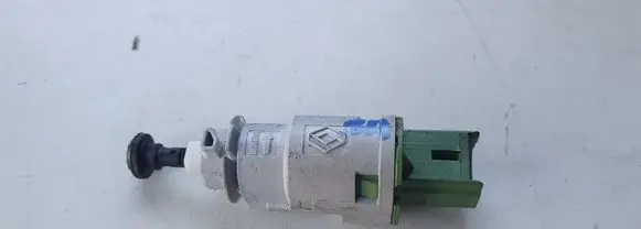 Clutch pedal sensor