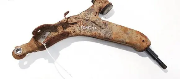 Lexus IS 220D-250-350 Front lower control arm/wishbone