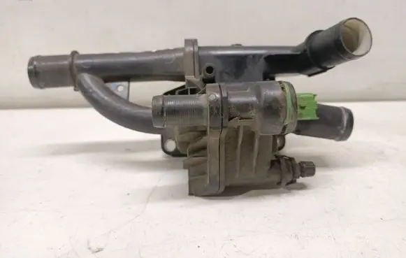 Volvo V40 Thermostat/thermostat housing 31319493 31492537