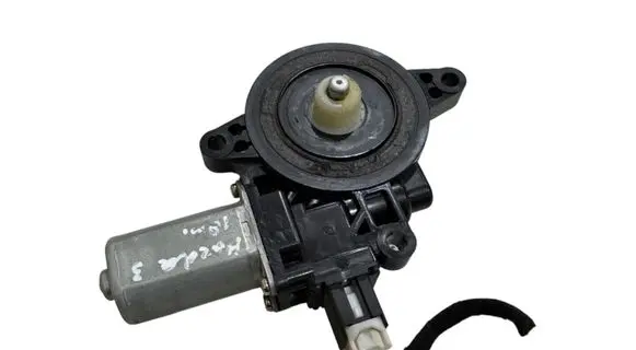Mazda 3 II Rear door window regulator motor D6515958X