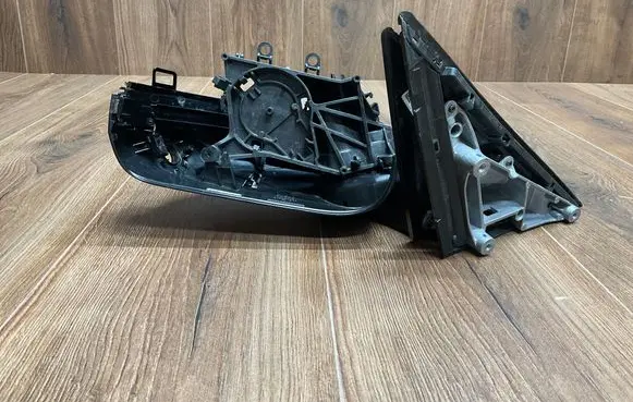 BMW X1 U11 Front door wing mirror part 212931297 212876611