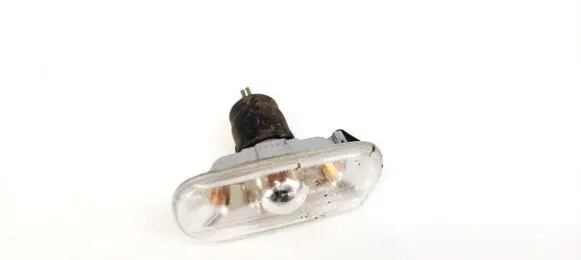 Audi A4 S4 B6 8E 8H Front fender indicator light 8E0949127