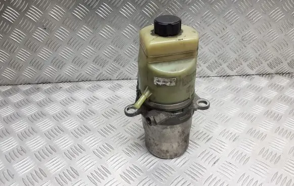 Ford Focus Power steering pump 4M51-3K514-AD