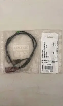 Volkswagen PASSAT B8 Engine bonnet/hood lock release cable 03L906088BH
