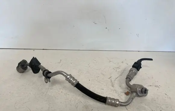 Audi Q7 4L Air conditioning (A/C) pipe/hose 7L6820741