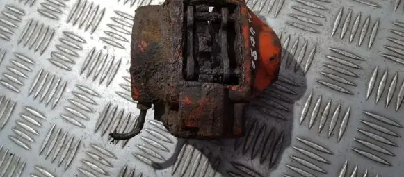 Opel Vectra B Rear brake caliper