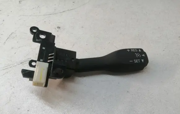 Toyota RAV 4 (XA40) Cruise control stalk 18A174