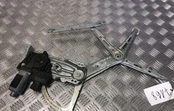 Opel Zafira B Front door window regulator with motor A337013132221
