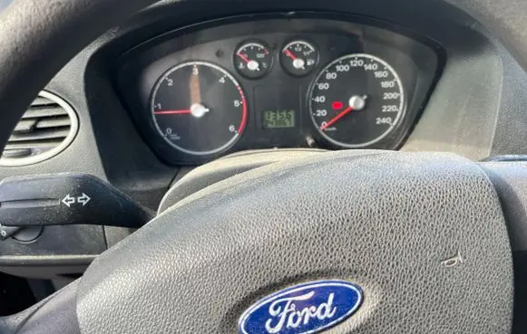 Ford Focus Speedometer (instrument cluster)