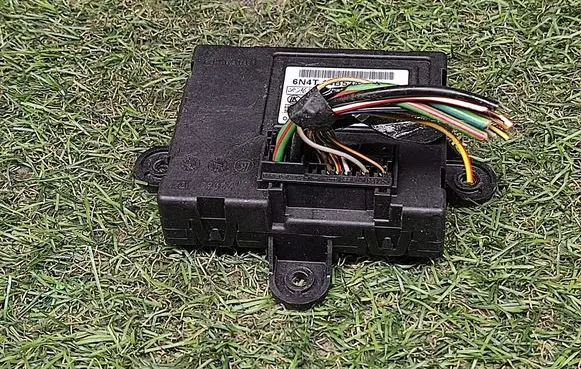 Ford Focus Door control unit/module 6N4T14B534AH