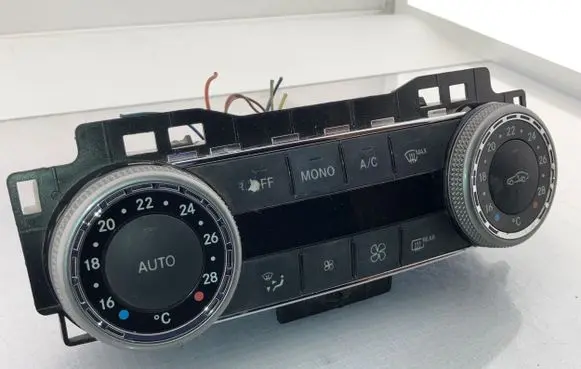 Mercedes-Benz C W204 Climate control unit 2049009104 HW2109 SW370903