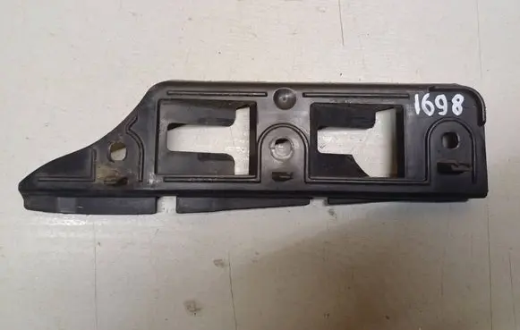 Volkswagen Golf V Front bumper mounting bracket 1K0807184