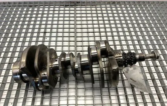 Mercedes-Benz CLS C218 X218 Crankshaft R64224