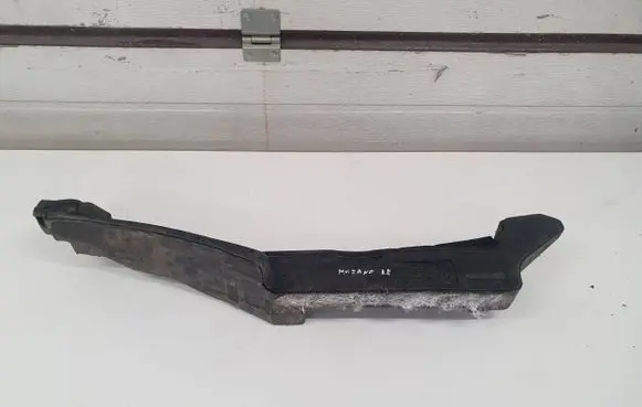 Nissan Murano Z51 Fender foam support/seal 638151AA0A