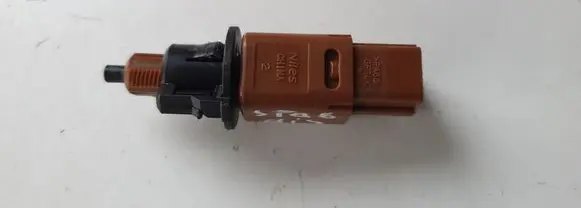 Nissan Pulsar Brake pedal sensor switch