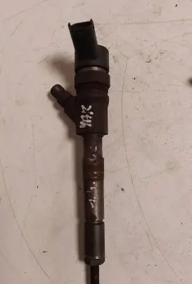 Toyota Yaris Fuel injector 0445110154