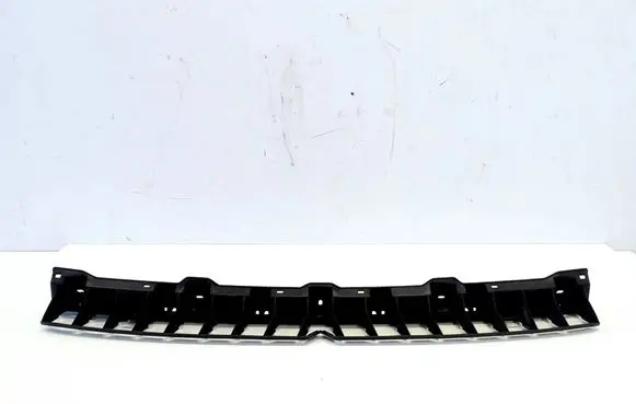 Skoda Octavia Mk4 Rear bumper mounting bracket 5E6807863