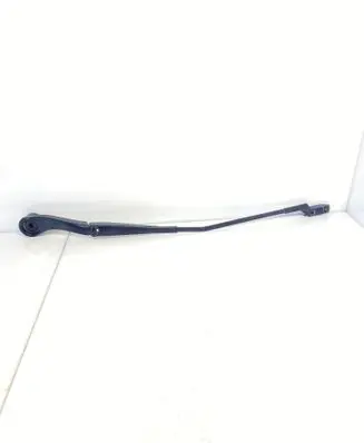 Front wiper blade arm