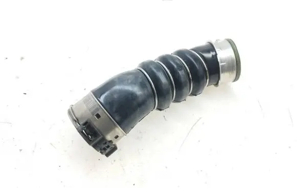 BMW 1 E81 E87 Intercooler hose/pipe 7797480 11279410