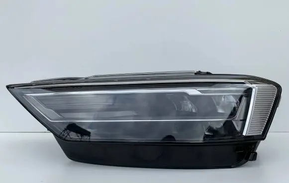 Audi A8 S8 D5 Headlight/headlamp 4N0941033G