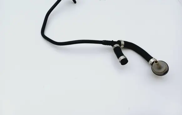 Volkswagen PASSAT B5 Vacuum line/pipe/hose 06B133241 058905291B