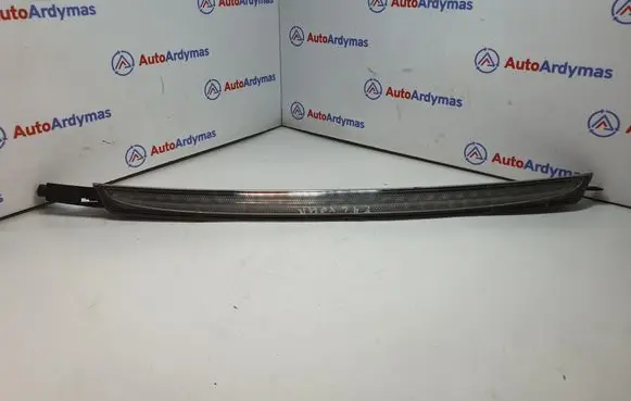 BMW 3 E46 Third/center stoplight 6917540 63256917540
