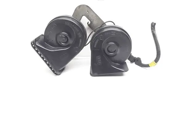 Volvo XC90 Horn signal 31111192