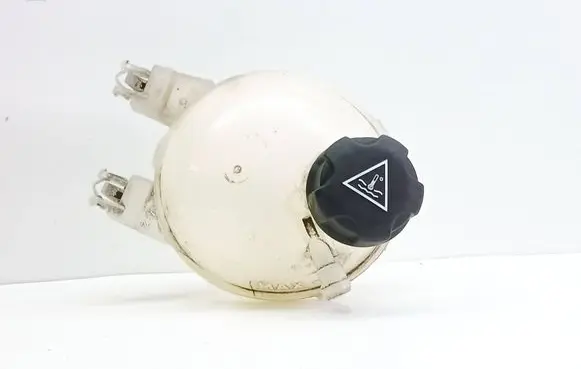 Peugeot 2008 I Coolant expansion tank/reservoir 9800777280