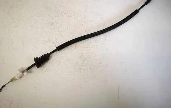 Volkswagen PASSAT B6 Rear door cable line