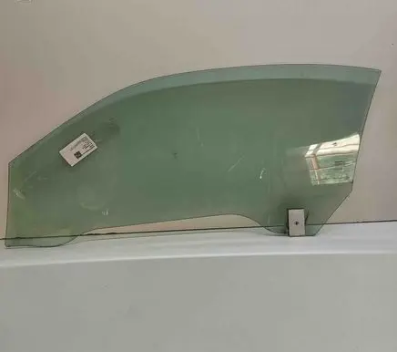 Renault Megane III Front door window/glass (coupe) 803010017R