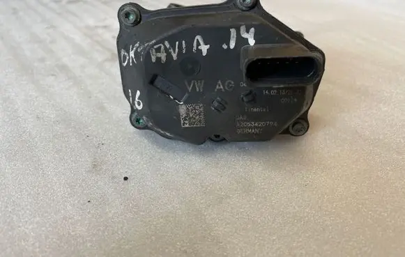 Skoda Octavia Mk3 (5E) Throttle valve 04L131501C