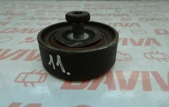 Mitsubishi Outlander Alternator belt tensioner 