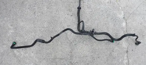 Ford Kuga II Fuel return line/hose CV619D289GF