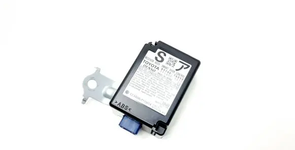 Lexus CT 200H Keyless (KESSY) go control unit/module 8974076010