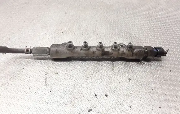 Toyota Corolla Verso AR10 Fuel main line pipe 8945871010