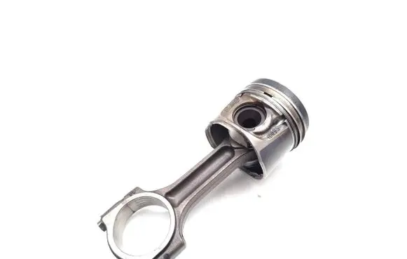 Opel Vivaro Piston with connecting rod M9R630 M9R692 M9R780
