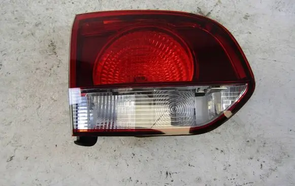Volkswagen Golf VI Tailgate rear/tail lights 5K0945093T