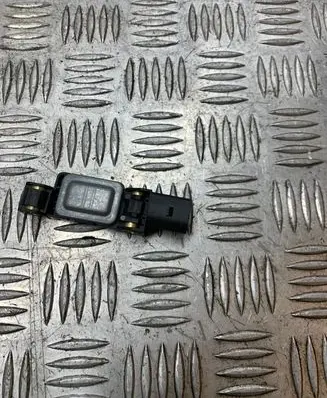 Audi A4 S4 B6 8E 8H Airbag deployment crash/impact sensor 4B0959643C 300901 0231A01C68K