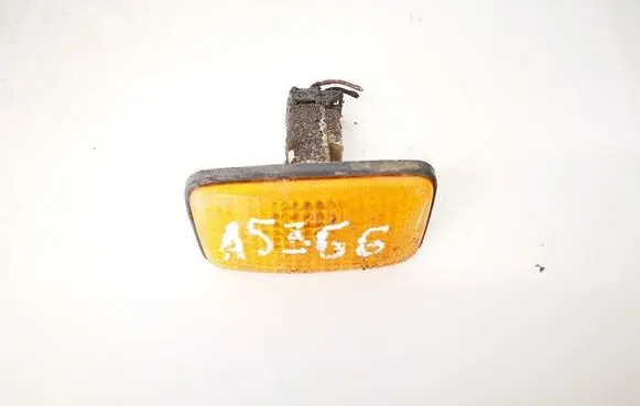 Nissan Navara D22 Front fender indicator light ichikoh5320