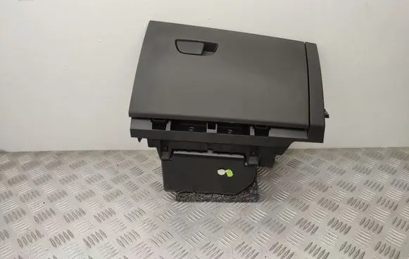 Glove box set