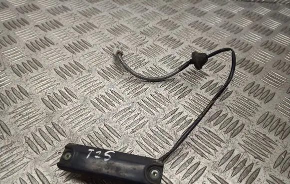 Toyota Avensis T250 Tailgate/boot open switch button 15A563